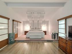 Master bedroom - 