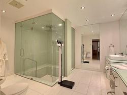 Ensuite bathroom - 