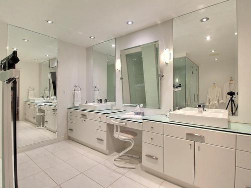 Salle de bains attenante Ã  la CCP - 1200 1Re Avenue, Val-D'Or, QC - Indoor Photo Showing Bathroom