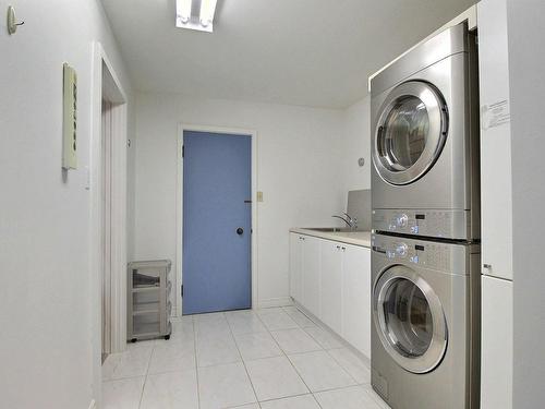 Salle de lavage - 1200 1Re Avenue, Val-D'Or, QC - Indoor Photo Showing Laundry Room