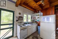 The kitchen in the 3 bedroom cottage - 