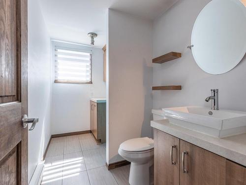Salle de bains - 3255 Rue Bertin, Longueuil (Le Vieux-Longueuil), QC - Indoor Photo Showing Bathroom