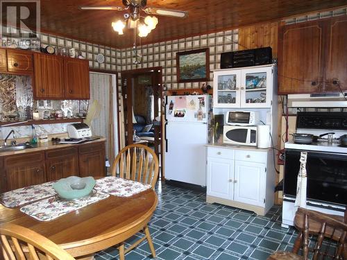 53 Beach Hill, Bell Island, NL - Indoor Photo Showing Kitchen