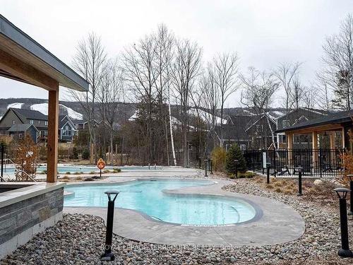 108 Sycamore St, Blue Mountains, ON - Outdoor With In Ground Pool