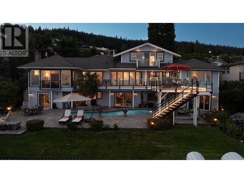 1402 Chippendale Road, West Vancouver, BC - Outdoor With In Ground Pool With Deck Patio Veranda