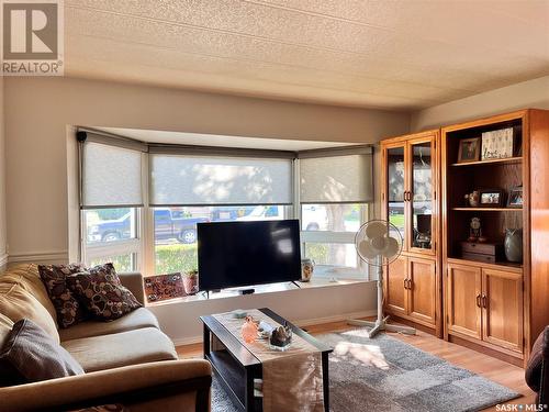 626 Little Quill Avenue, Wynyard, SK - Indoor Photo Showing Living Room