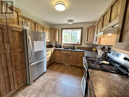 11550 Sackner Road, Vanderhoof, BC - Indoor Photo Showing Kitchen With Double Sink