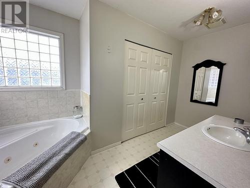 11550 Sackner Road, Vanderhoof, BC - Indoor Photo Showing Bathroom