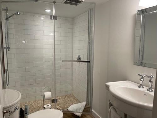 Salle de bains - 121 Rue Dicaire, Mont-Tremblant, QC - Indoor Photo Showing Bathroom