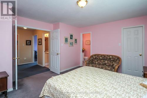 93 Silver Birch Ave, Wasaga Beach, ON - Indoor Photo Showing Bedroom