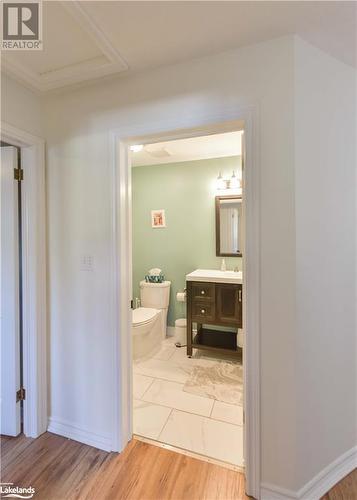 320 Park Street, Orillia, ON - Indoor Photo Showing Bathroom