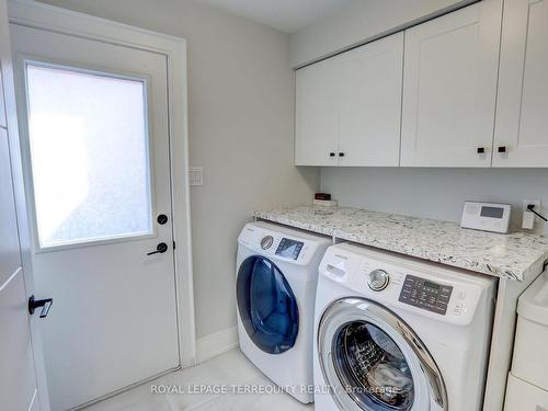 1693 Copseholm Tr, Mississauga, ON - Indoor Photo Showing Laundry Room