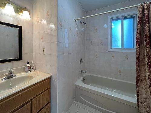 Salle de bains - 5097 Boul. Rosemont, Montréal (Rosemont/La Petite-Patrie), QC - Indoor Photo Showing Bathroom