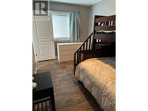 918 Sicamous Ave, Chase, BC - Indoor Photo Showing Bedroom