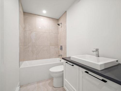 Salle de bains - 604-510 Boul. Des Prairies, Laval (Laval-Des-Rapides), QC - Indoor Photo Showing Bathroom