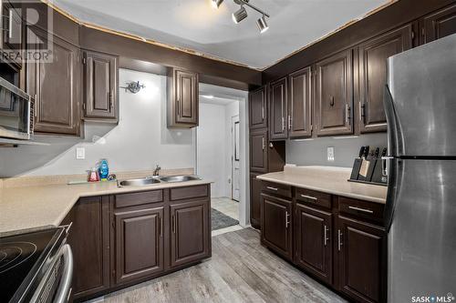 Highway 302 East Acreage, Prince Albert Rm No. 461, SK - Indoor Photo Showing Kitchen With Double Sink