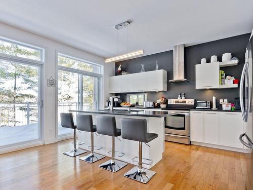 Kitchen - 271 Ch. Du Lac, Stoke, QC - Indoor Photo Showing Kitchen With Upgraded Kitchen