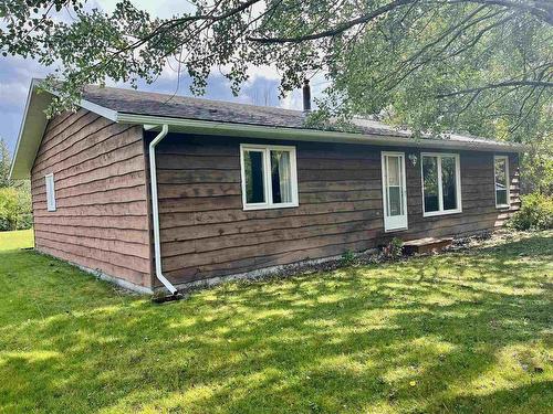 325 Boozhoo Avenue, Dryden, ON - Outdoor