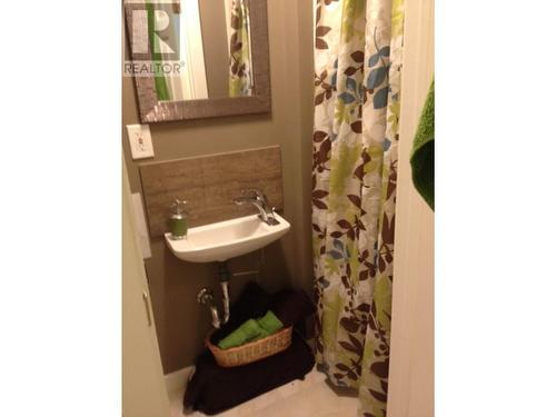 12995 Marvin Road, Prince George, BC - Indoor Photo Showing Bathroom
