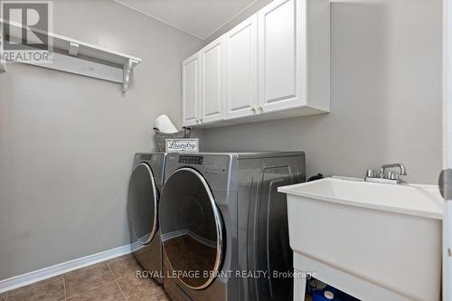 12 Shantz Ave, Brantford, ON - Indoor Photo Showing Laundry Room