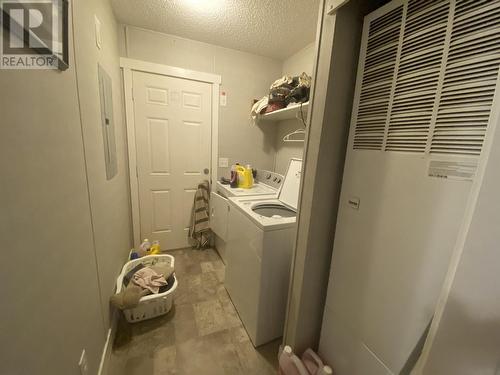 10111 Paquette Avenue, Hudsons Hope, BC - Indoor Photo Showing Laundry Room