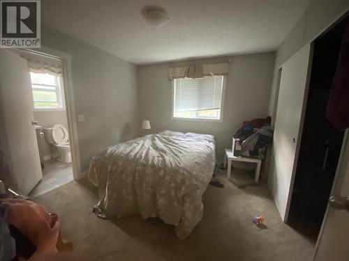 10111 Paquette Avenue, Hudsons Hope, BC - Indoor Photo Showing Bedroom