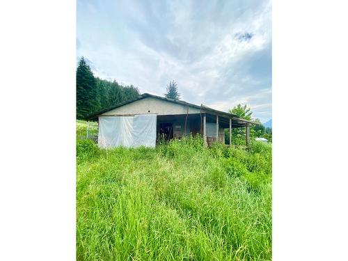 2284 Upper Glade Road, Glade, BC - Outdoor