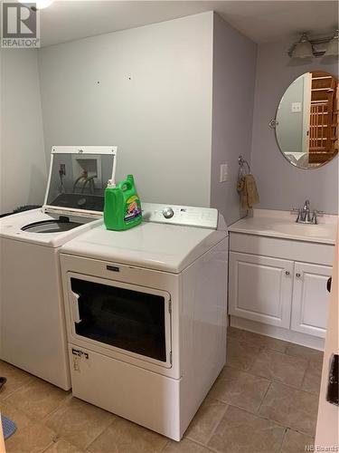 42 Hill Street, St. Stephen, NB - Indoor Photo Showing Laundry Room