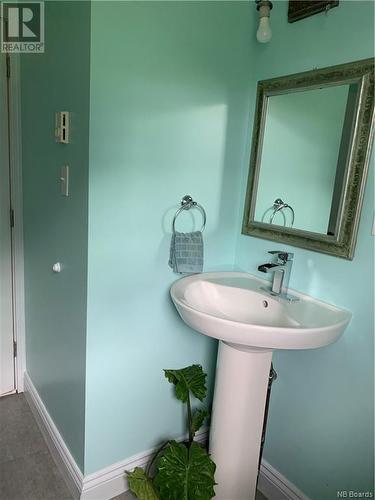 42 Hill Street, St. Stephen, NB - Indoor Photo Showing Bathroom