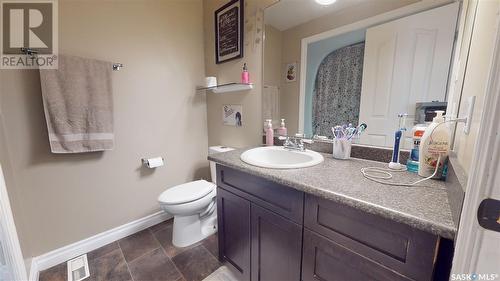 816 8Th Avenue, Rosthern, SK - Indoor Photo Showing Bathroom