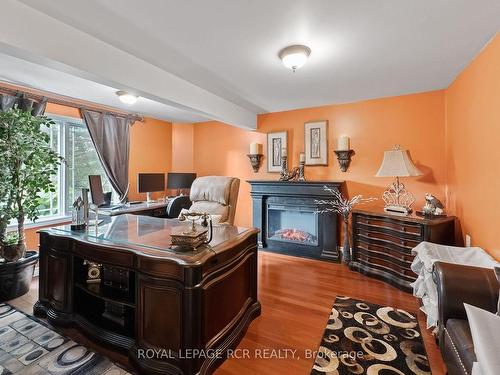 5224 6Th Line, Erin, ON - Indoor With Fireplace