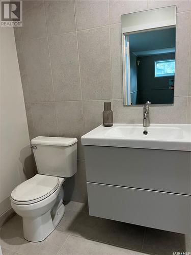 1104 Borden Drive, Esterhazy, SK - Indoor Photo Showing Bathroom