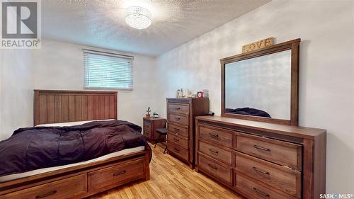 257 Halifax Street, Regina, SK - Indoor Photo Showing Bedroom