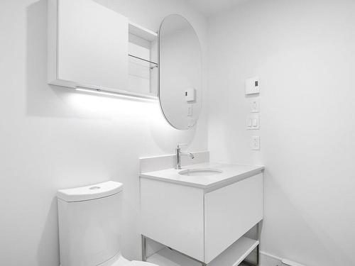 Salle de bains - 1411-2320 Rue Tupper, Montréal (Ville-Marie), QC - Indoor Photo Showing Bathroom