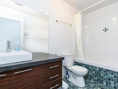 Salle de bains - 6-3540 Rue Jeanne-Mance, Montréal (Le Plateau-Mont-Royal), QC - Indoor Photo Showing Bathroom