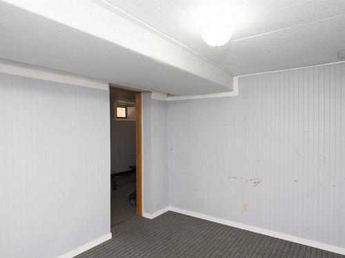 188 Secord Street, Thunder Bay, ON - Indoor Photo Showing Other Room