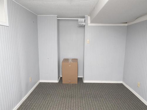 188 Secord Street, Thunder Bay, ON - Indoor Photo Showing Other Room
