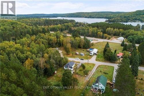 35 Boulter Lake Road, Hastings Highlands, ON 