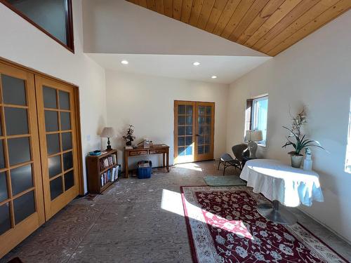 51 Kingsley Road, Christina Lake, BC - Indoor Photo Showing Other Room