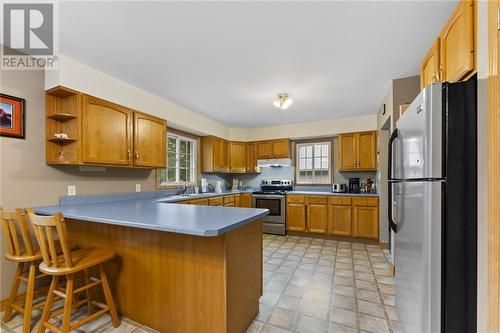 3049B Chapeskie Road, Barry'S Bay, ON - Indoor Photo Showing Kitchen