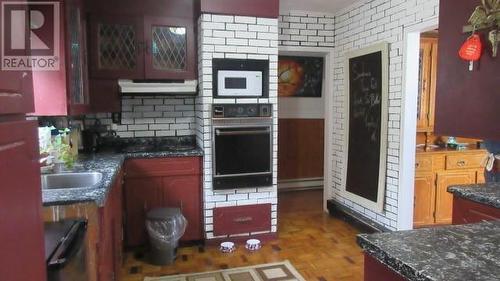 4 Hatcher'S Place, Burgeo, NL - Indoor Photo Showing Kitchen