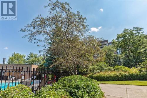 #912 -40 Baif Blvd, Richmond Hill, ON - Outdoor With In Ground Pool With Backyard