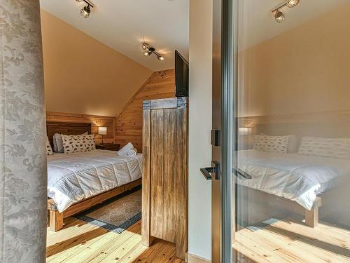 Bedroom - 433Z Rue Ioan, Wentworth-Nord, QC - Indoor Photo Showing Bedroom