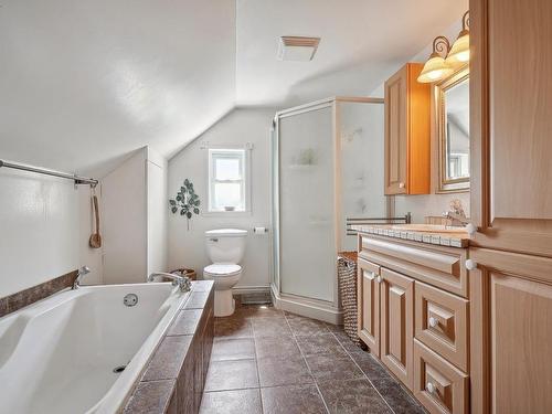 Salle de bains - 503Z Rue Viens, Mont-Saint-Hilaire, QC 