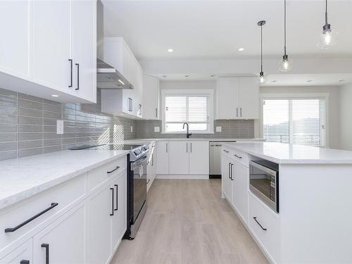 2632 Mica Pl, Langford, BC - Indoor Photo Showing Kitchen With Upgraded Kitchen