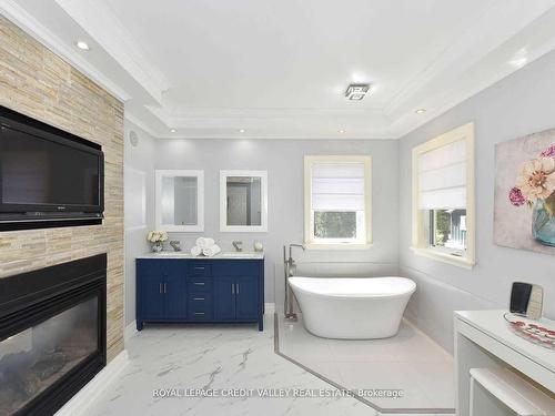 15795 Winston Churchill Blvd, Caledon, ON - Indoor Photo Showing Bathroom With Fireplace