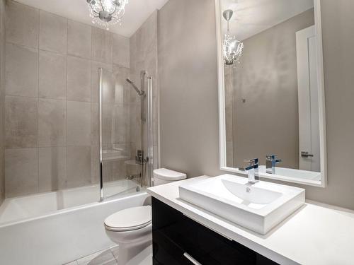 Powder room - 700 Rue Léonard-De Vinci, Laval (Sainte-Dorothée), QC - Indoor Photo Showing Bathroom
