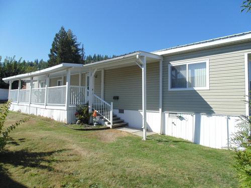 25 - 1545 Columbia Avenue, Castlegar, BC 