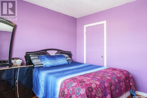 1 209 Camponi Place, Saskatoon, SK - Indoor Photo Showing Bedroom