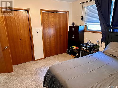 1110 Chaplin Street E, Swift Current, SK - Indoor Photo Showing Bedroom